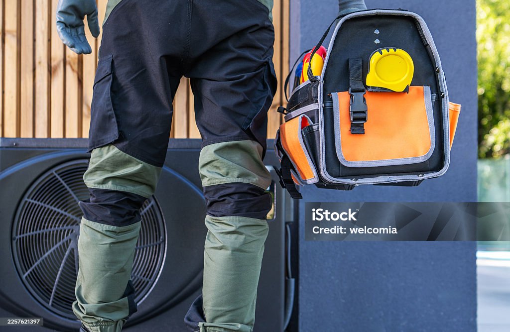 Service und Wartung an Wärmepumpe